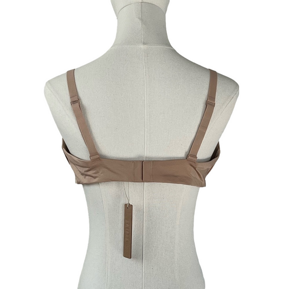 SKIMS Wireless Form Push Up Plunge Bra Clay Tan Size 40C New - Picture 6 of 15